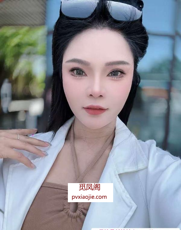 古镇御姐爆乳纹身厌厌