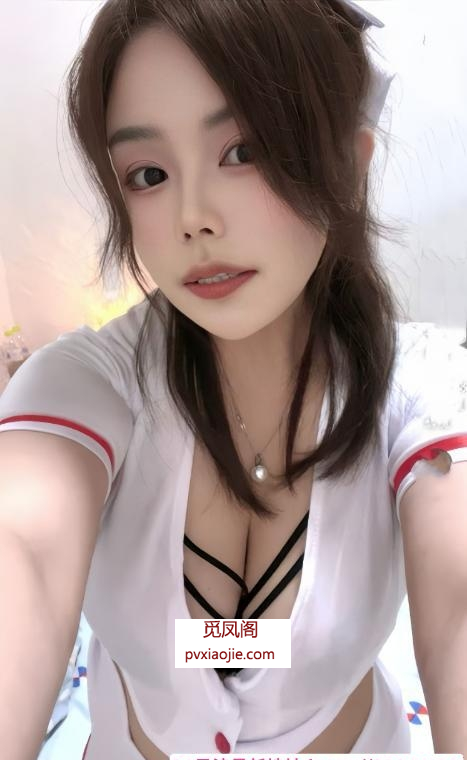 4D大胸御姐骚货老师