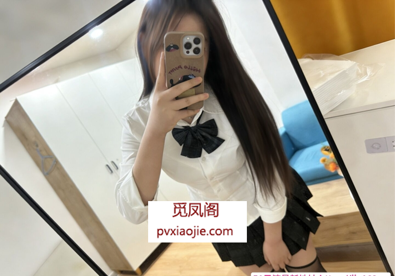 清纯大胸配合小妹妹