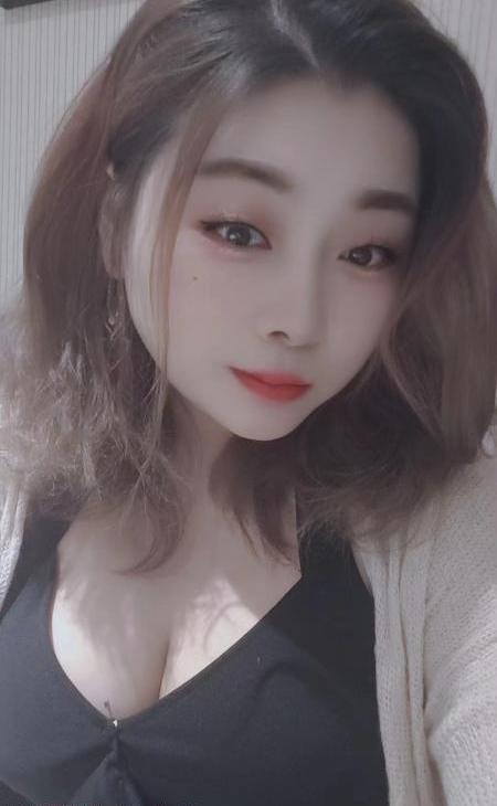大胸少妇