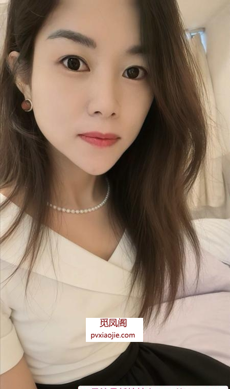 可舌吻风骚御姐