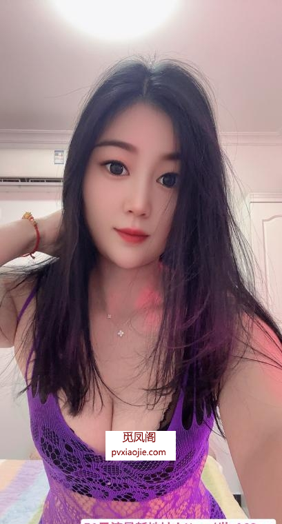 丰满翘臀圆润熟女